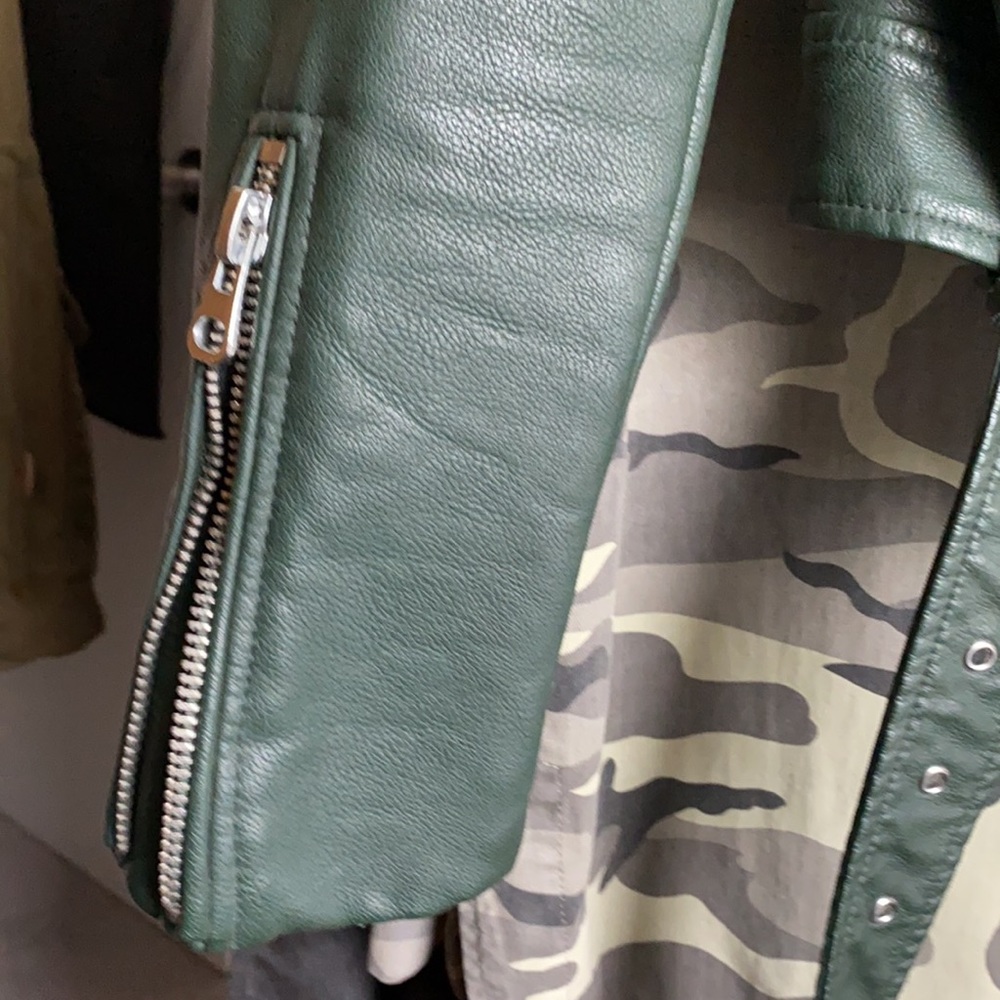 Zara Leather Green Jacket with removal Collar - Picture 14 of 16